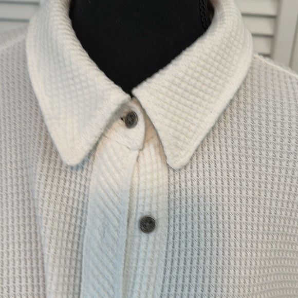 Aerie waffle weave button up - Picture 3 of 8